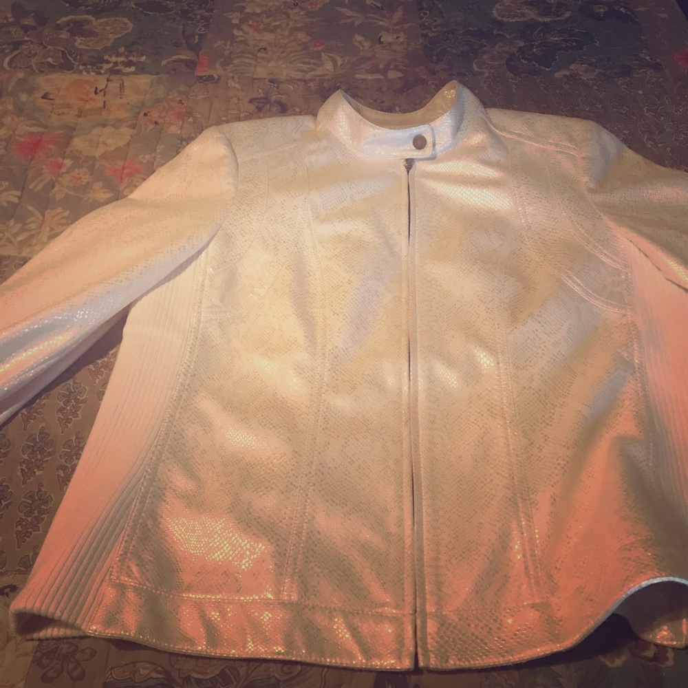 Size 2 Chico’s jacket, faux snake skin print